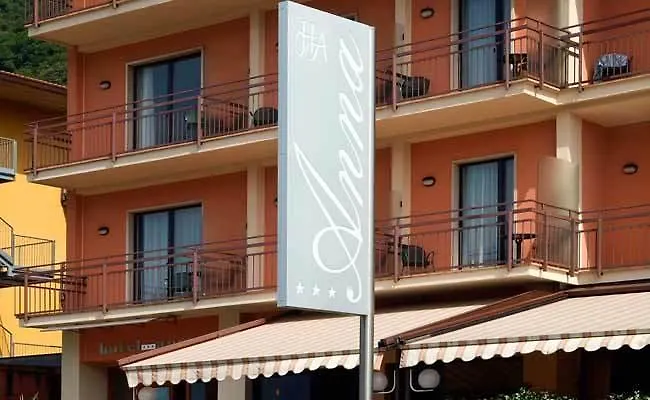 Hotel Anna مالتشيزينيه